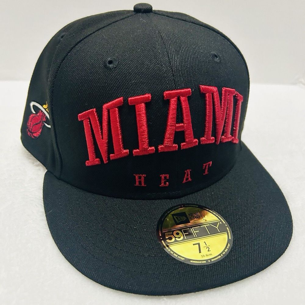 New Era Miami Heat Script Patch 59FIFTY Fitted Hat Cap Black 7 1/2 NBA